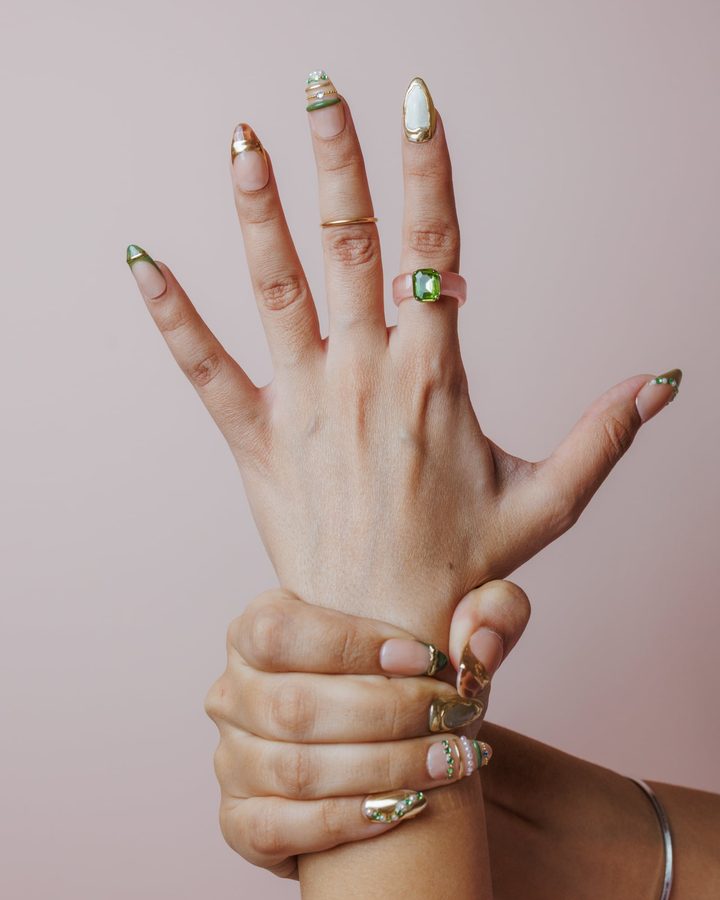 Royal Jewel press-on nails by Nail Shingaar